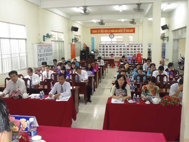 Hình 01: Quang cảnh kỳ họp thứ tư Hội đồng nhân dân phường Thới Bình khóa XI, nhiệm kỳ 2016 – 2021